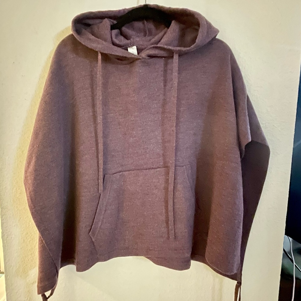 Luluemon purple poncho